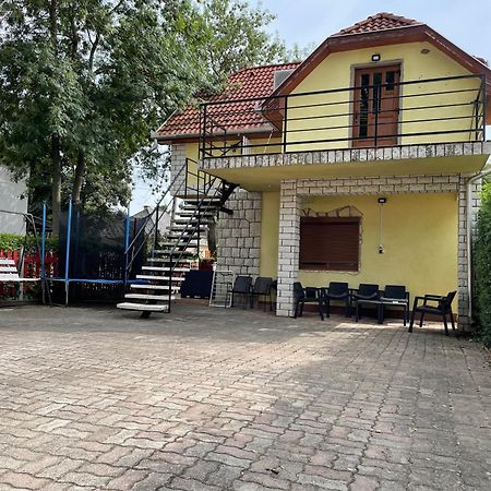 Edu Apartman Hajdúszoboszló Extérieur photo