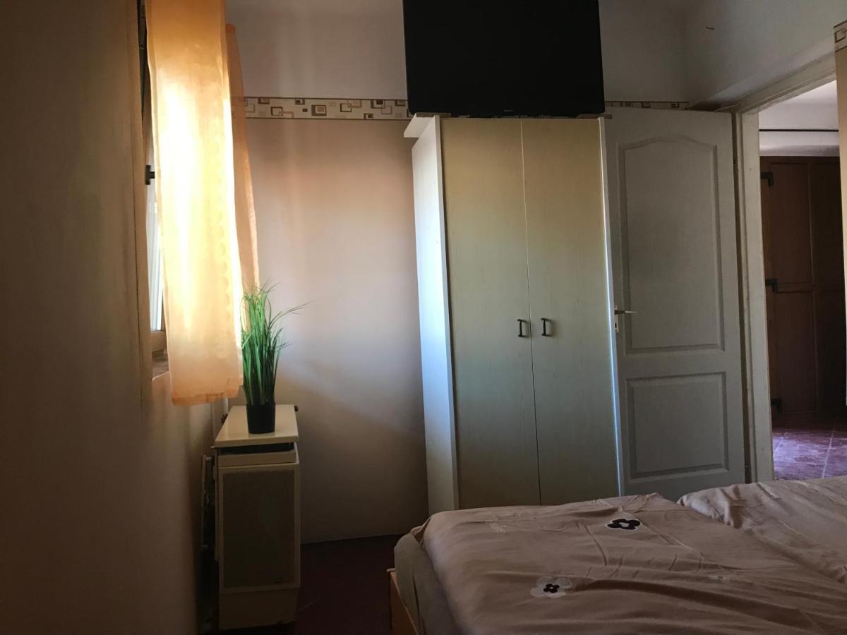 Edu Apartman Hajdúszoboszló Extérieur photo