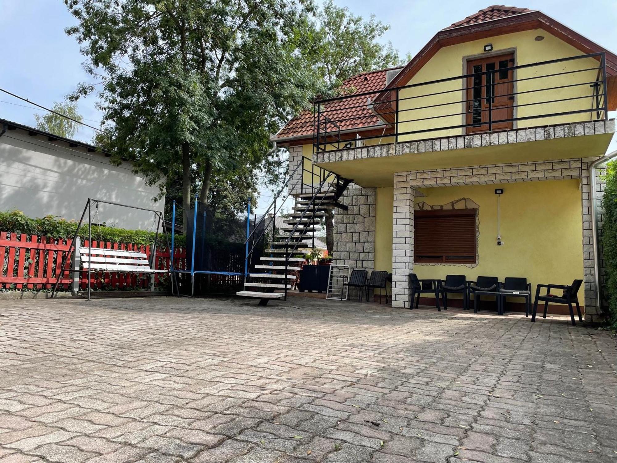 Edu Apartman Hajdúszoboszló Extérieur photo